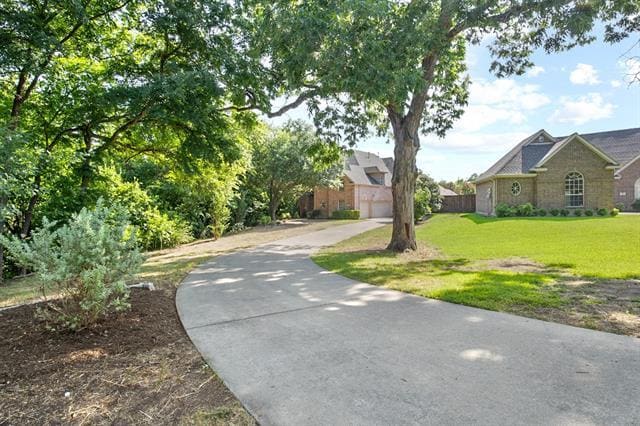 Photo - 504 Broad Leaf Ln