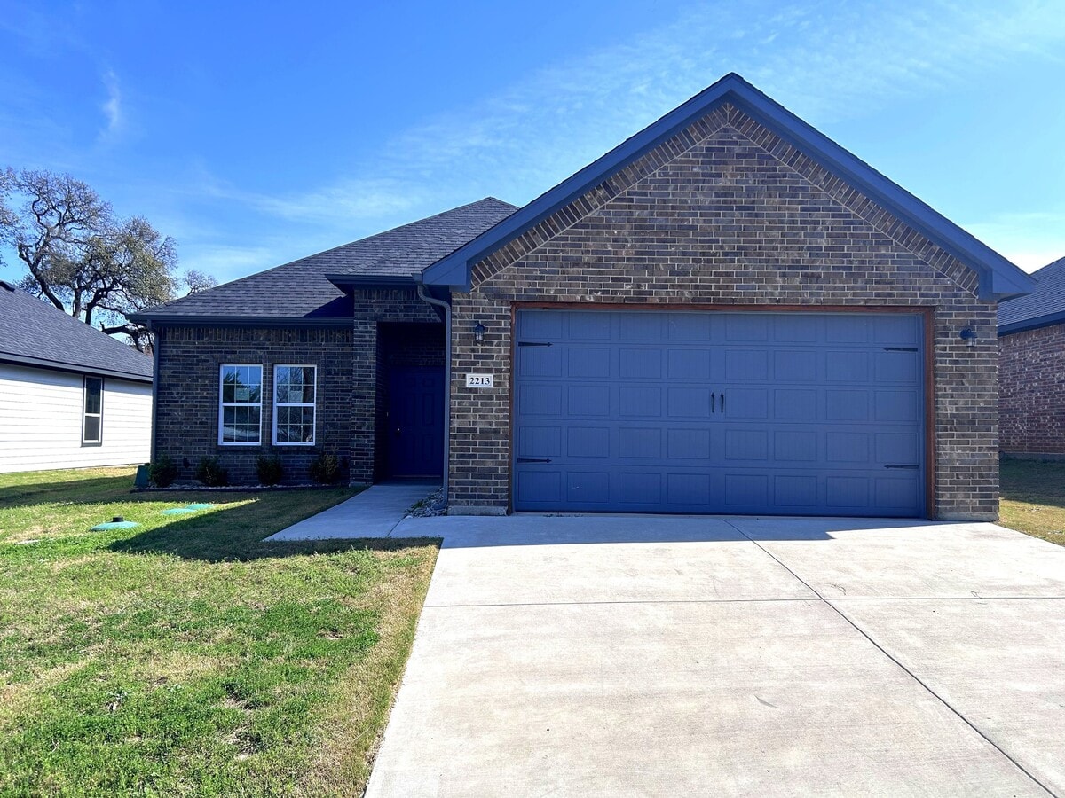 Photo - 2213 Beverly Dr