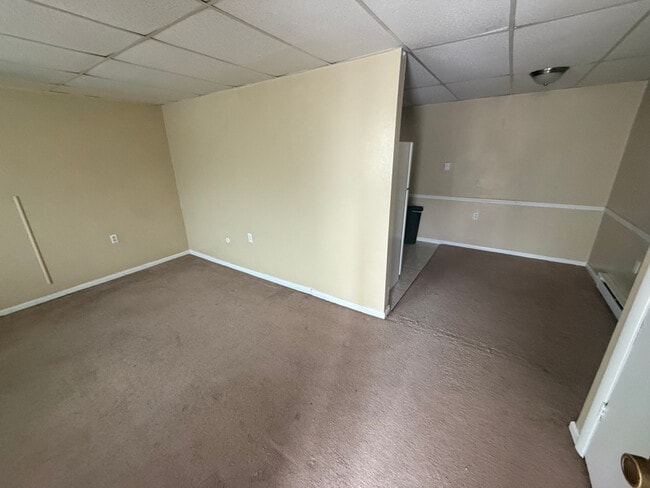 Photo - 405 Hillis St Unit Apt A