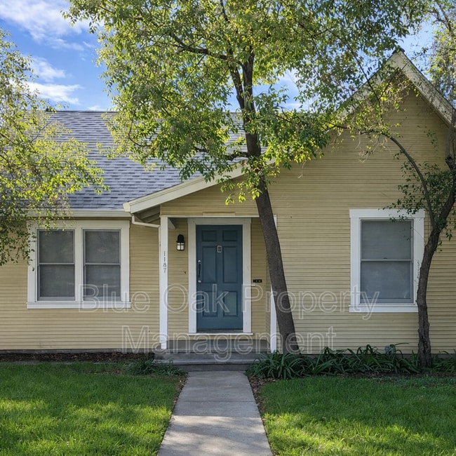 Photo - 1187 Hobart St