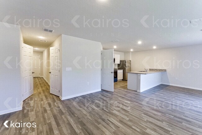 Photo - 1730 Nebraska Loop