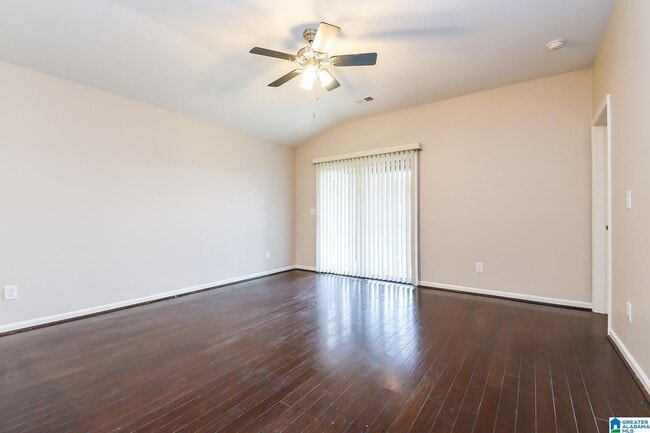 Photo - 137 Union Station Dr