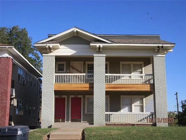 Building Photo - 301 NW 25th St Rental