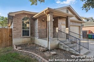 Photo - 4119 Chinkapin Oak