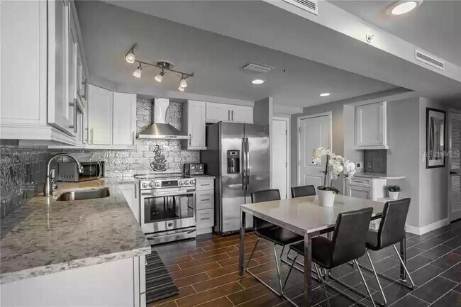 Photo - 223 Island Way Unit 2A