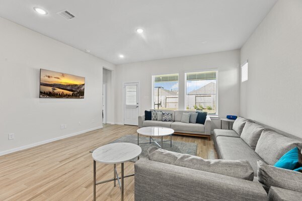 Photo - 17039 Luminous Ln