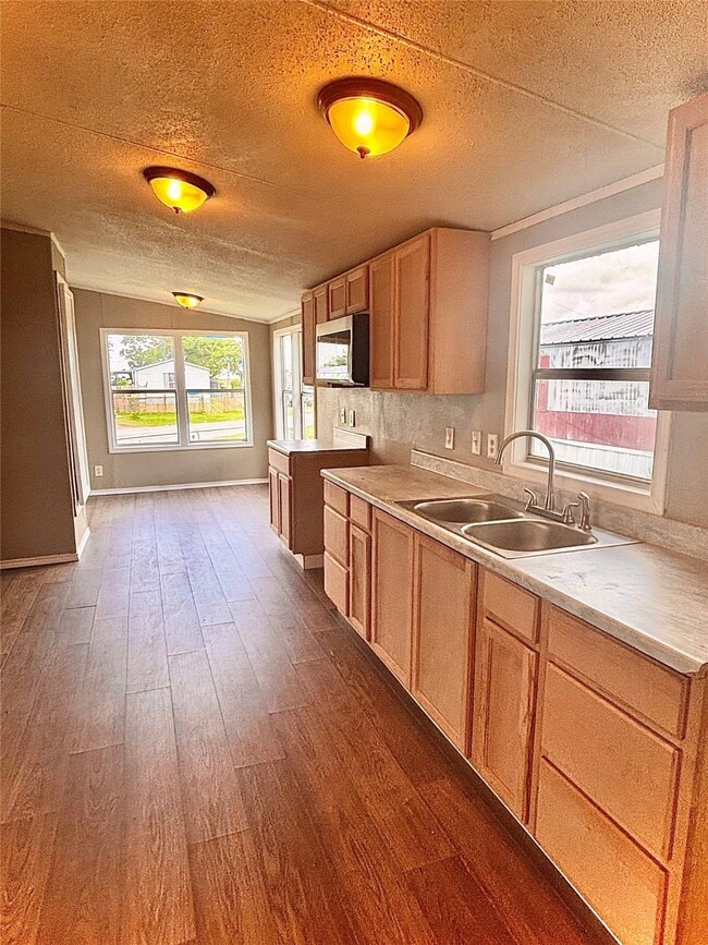Building Photo - 2515 Oyster Creek Bend Rental