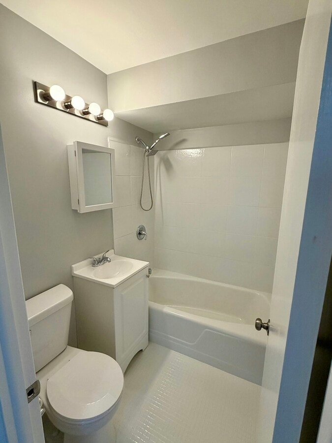 Photo - 2741 W 87th St Unidad 2E