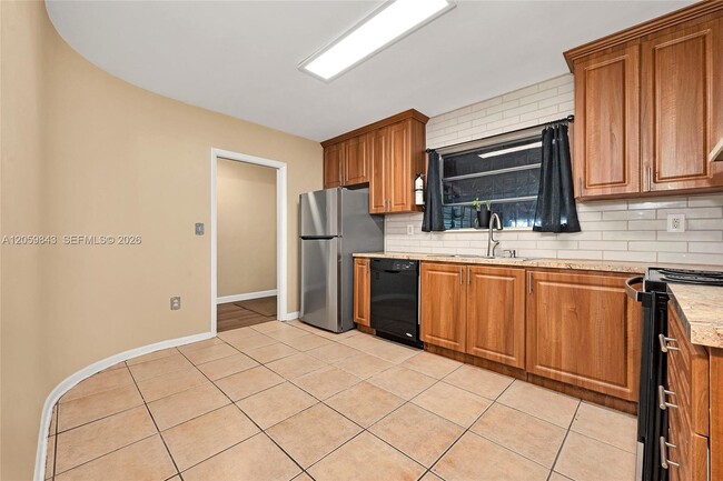 Photo - 19401 NW 23rd Ave