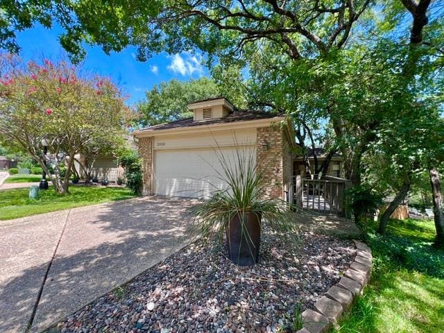 Photo - 3509 Fawn Trail
