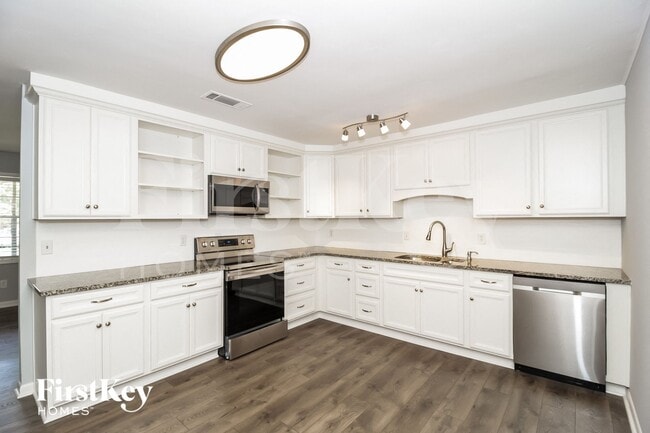 Photo - 76 Hunters Cir