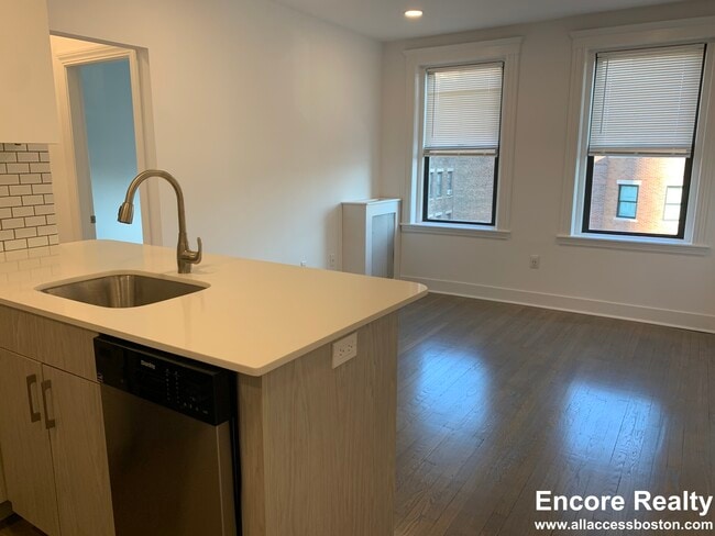 Photo - 19 Peterborough St Unidad 20