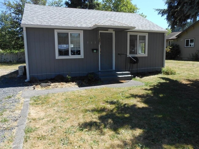 Building Photo - 545 9th Ave