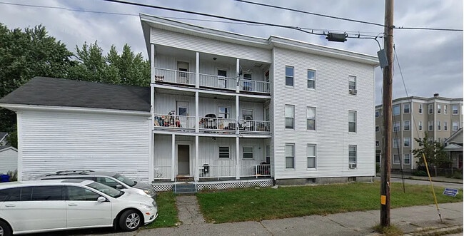 Building Photo - 260 Central St