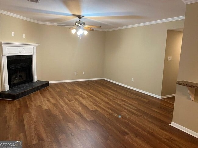 Photo - 2207 Surrey Ct
