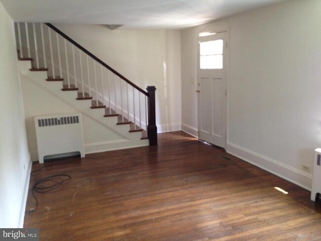 Photo - 112 S Madison St