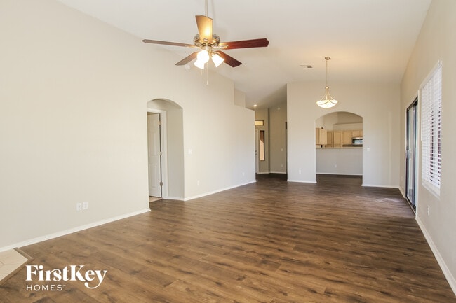 Photo - 14915 N 86th Dr