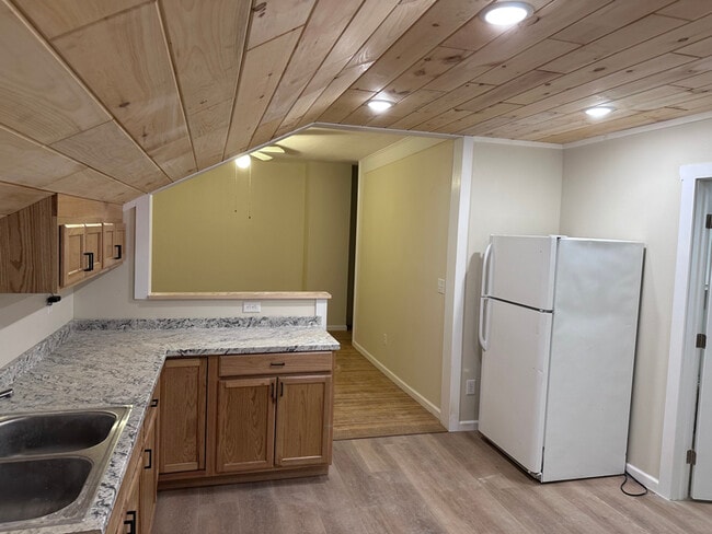 Building Photo - 11 Westcott St