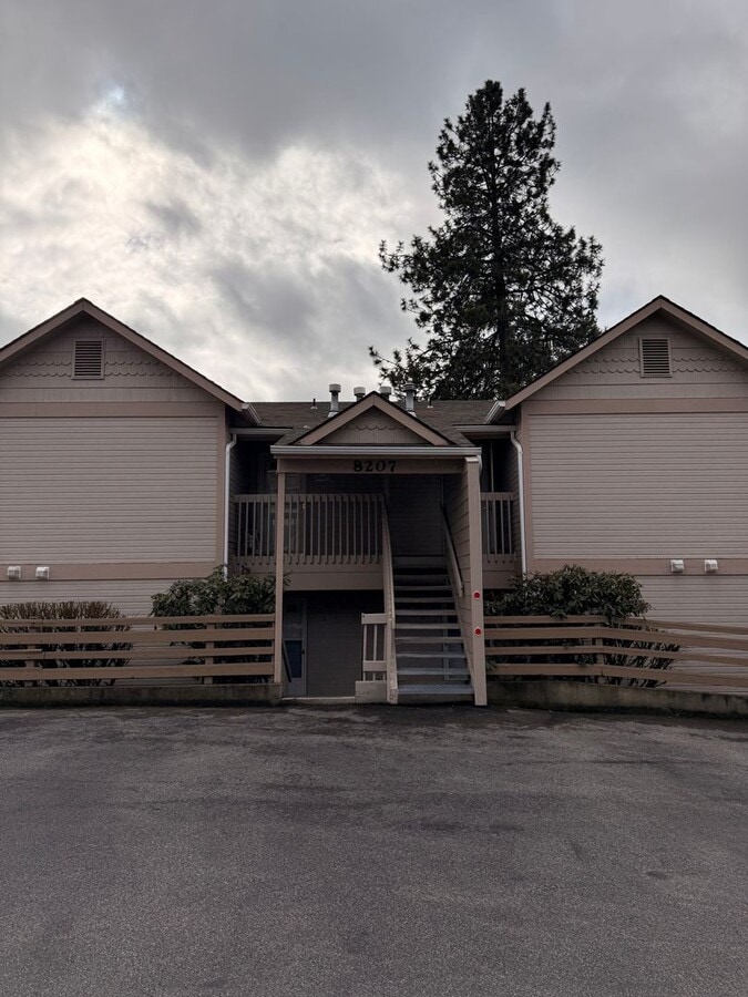 Condo in the Hayden Lake! - Condo in the Hayden Lake!