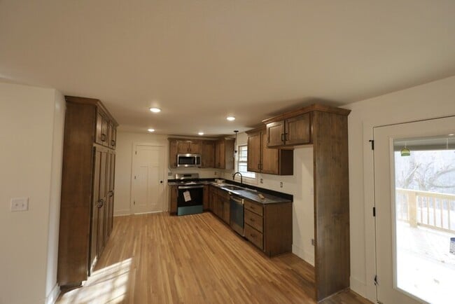 Photo - 4392 Ashland City Rd