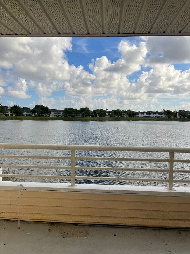 Photo - 3433 NW 44th St Unit 203