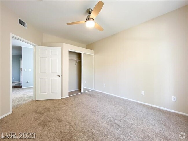 Building Photo - 2050 W Warm Springs Rd Unit 4611 Rental