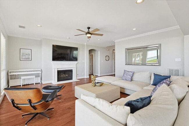 Photo - 925 Sunset Hill Dr Unidad ID1019605P