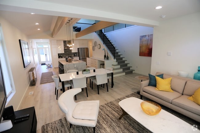 Luxe at Pepper Pike