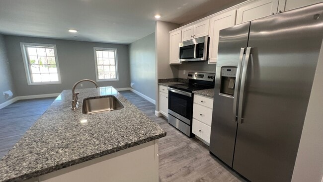 Photo - Fownes Mill-Large Rooms-Heated Garage-Welcome Home!