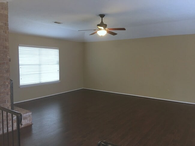 Photo - 17114 Marlin Spike Way