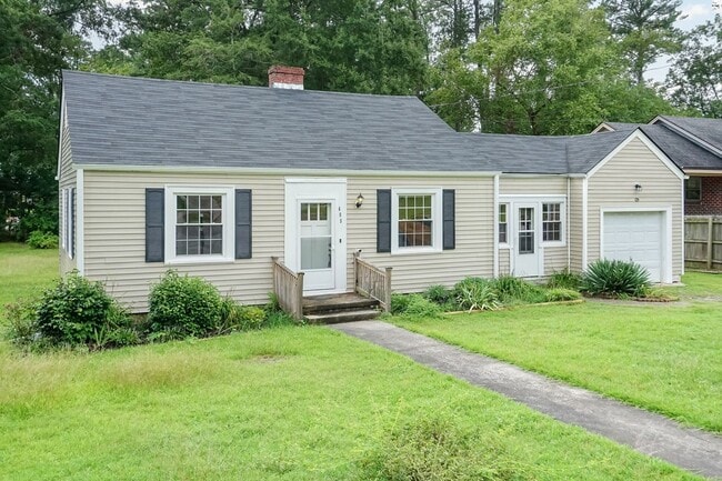 Photo - 405 Forest Hill Ave