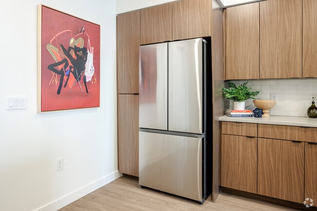 1BR, 1BA - 808SF - Kitchen - The Deveraux