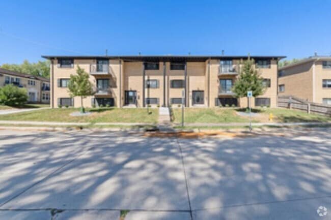 Building Photo - 1646 W 42nd St Unit 7 Rental