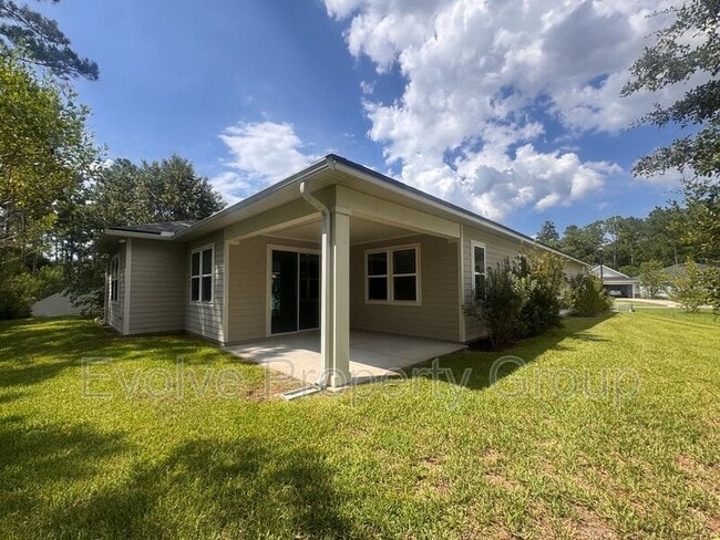 231 Flach Dr
