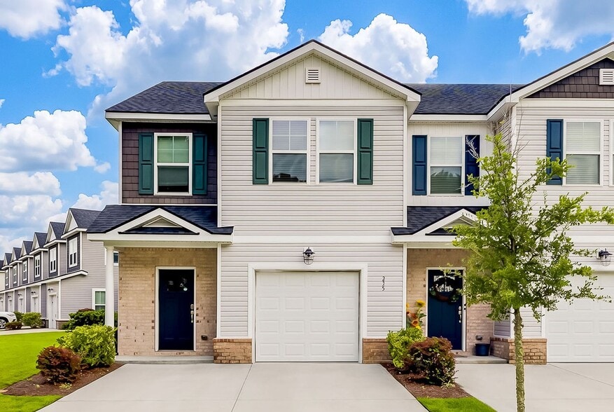 225 Sonoma Dr