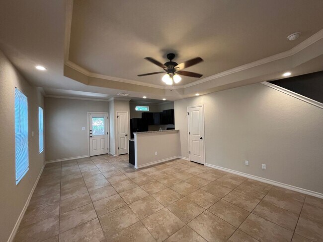 Photo - 6854 Lakeview Dr.