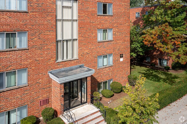 Chester Street Apartments