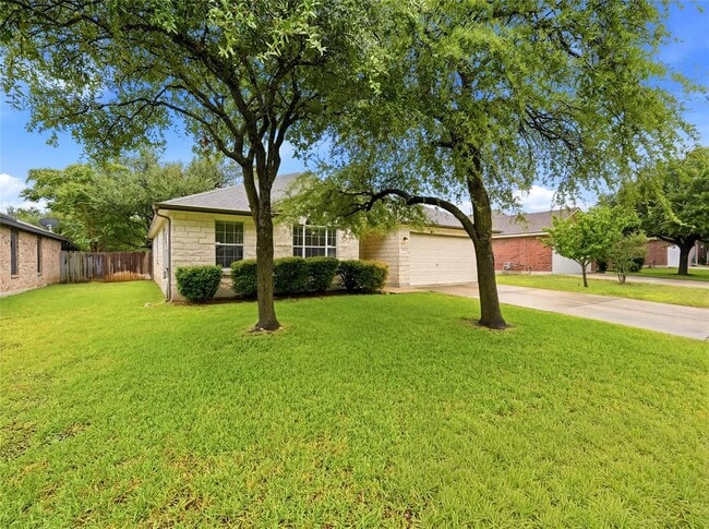 Photo - 1004 Downridge Dr