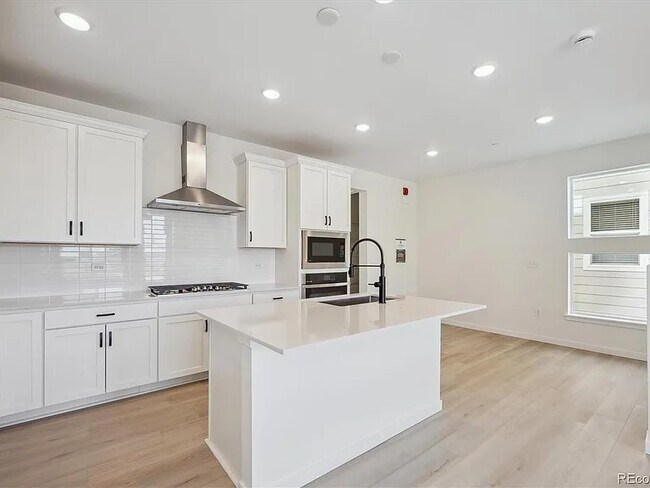 Photo - 1243 Rhett Dr