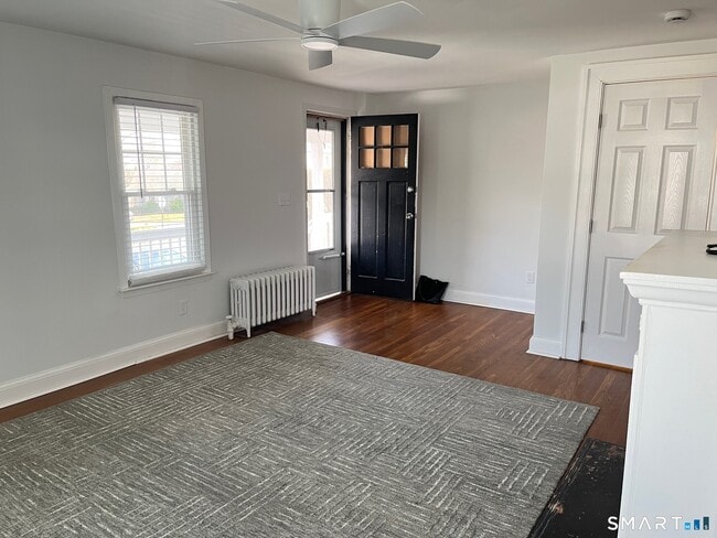 Photo - 446 Old Stratfield Rd