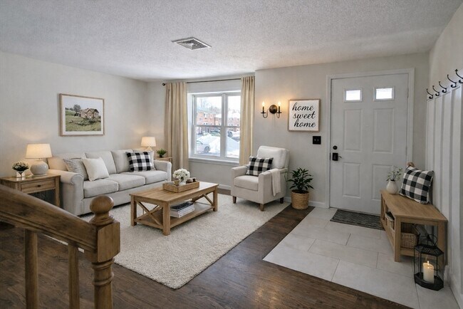 Photo - 107 Franklin St Ext Unit 4