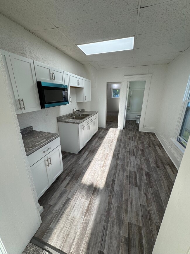 Building Photo - 934 N 5th St Rental