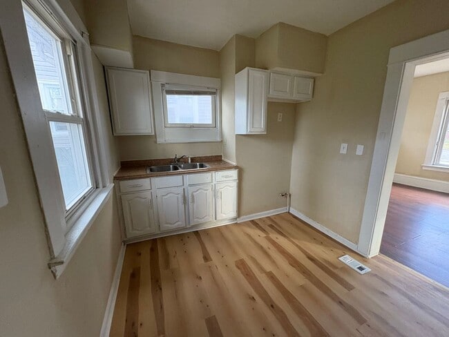 Photo - 14809 Harvard Ave