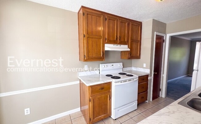 Photo - 387 Jamestown Manor Dr