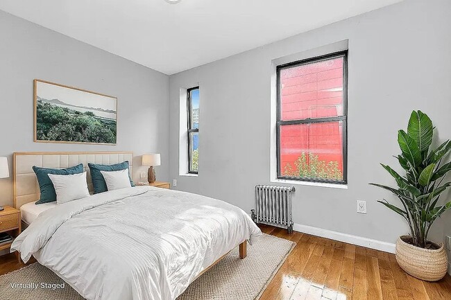 Photo - 568 Baltic St Unit 1L