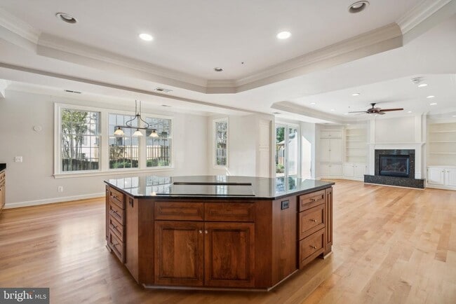 Photo - 8802 Northern Spruce Ln