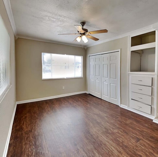 Photo - 1047 Fosters Mill Rd