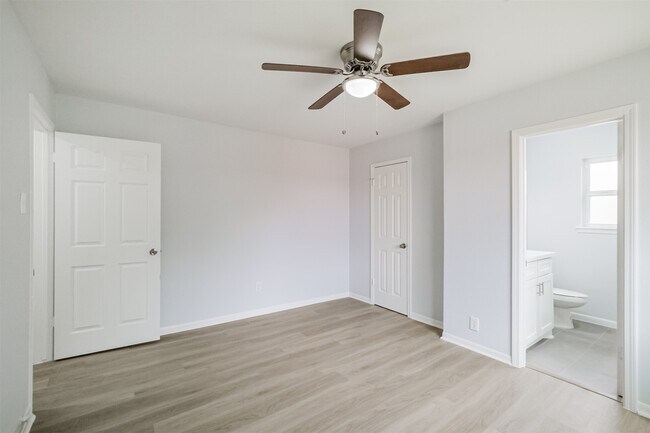 Photo - 4314 Woodmont Dr