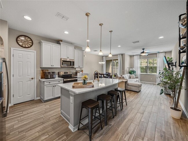 Photo - 29934 Southwell Ln