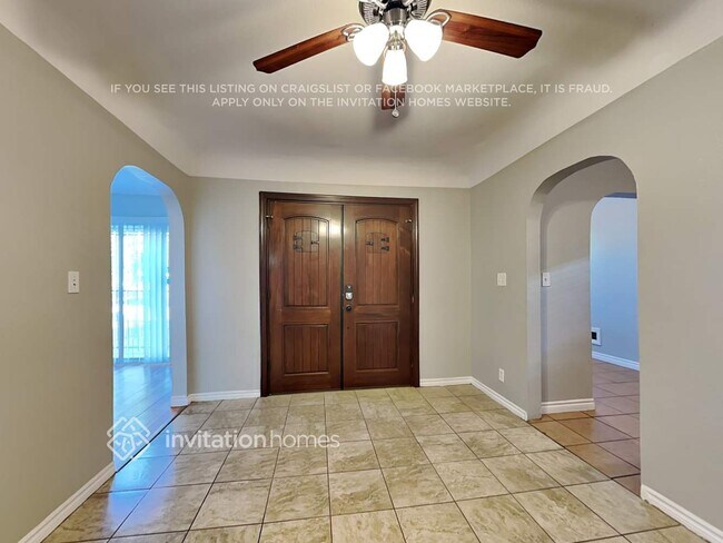 Photo - 758 W 104th St